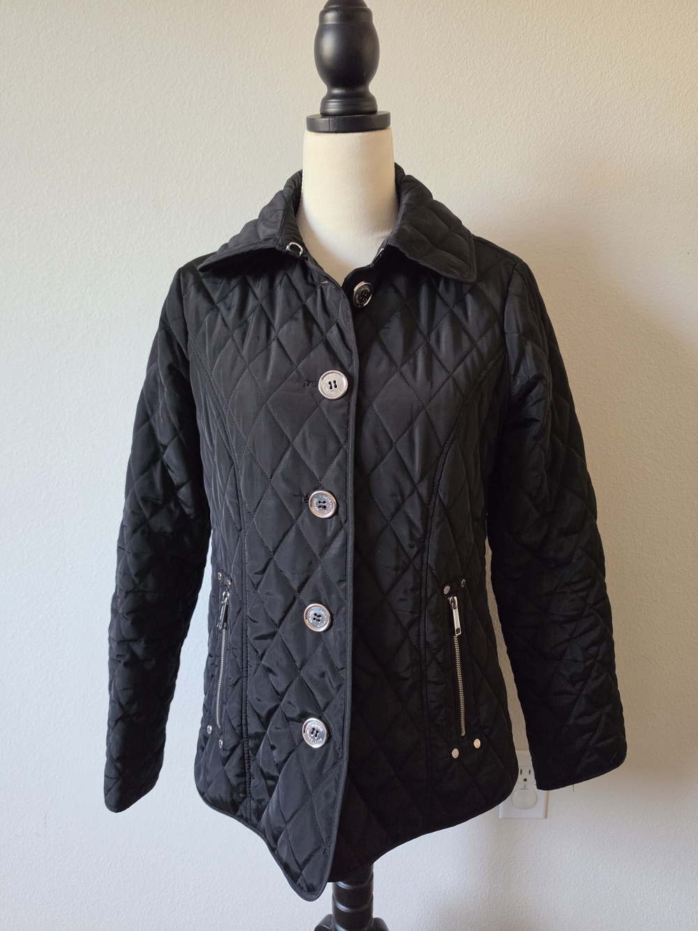 Michael Kors Women’s Black Quilted Collared Button Front Jacket Size S